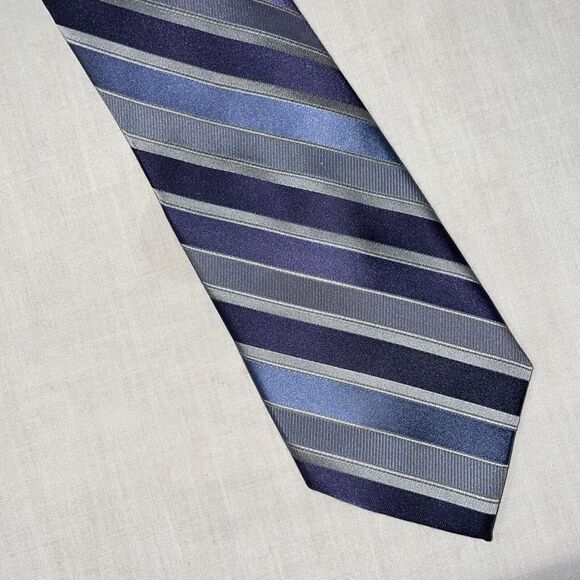 Calvin Klein Men’s Dress Tie Size 58” Blue Striped Silk Business Formal City - Picture 1 of 12
